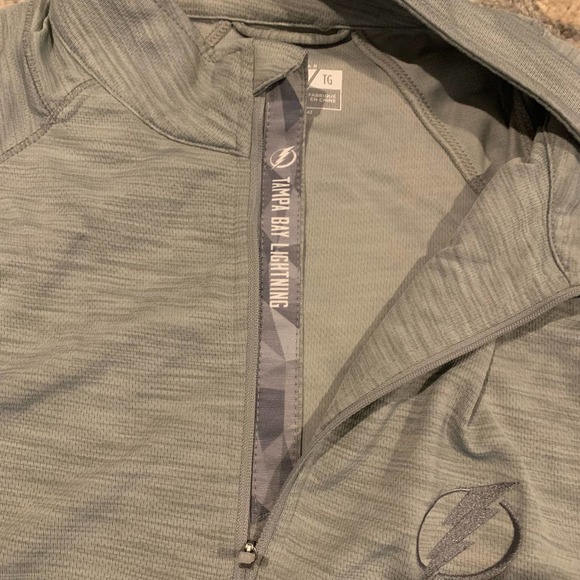 Tampa Bay Lightning Levelwear Calibre Icon Mantra 1/4 Zip Pullover Men's Size XL - Picture 3 of 7